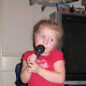 Meet your Posher, Hayley